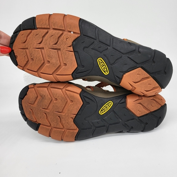 KEEN Cascade Shitake Bombay Brown Sport Sandals Men's Size 8 - Picture 7 of 8